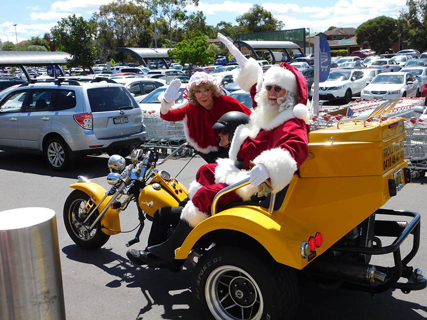 Santa trike ride